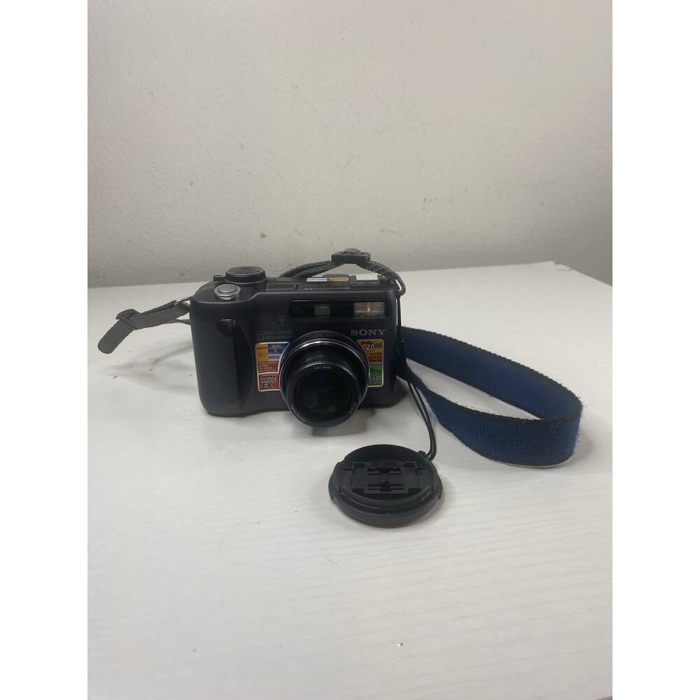 Sony Cyber-Shot 4.1 Mega Pixel DSC-S85 Digital Camera Tested Working No Battery